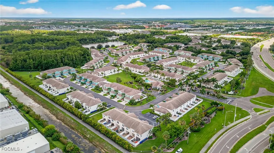 3646 Pine Oak Circle #105, Fort Myers, FL 33916 - Image #2
