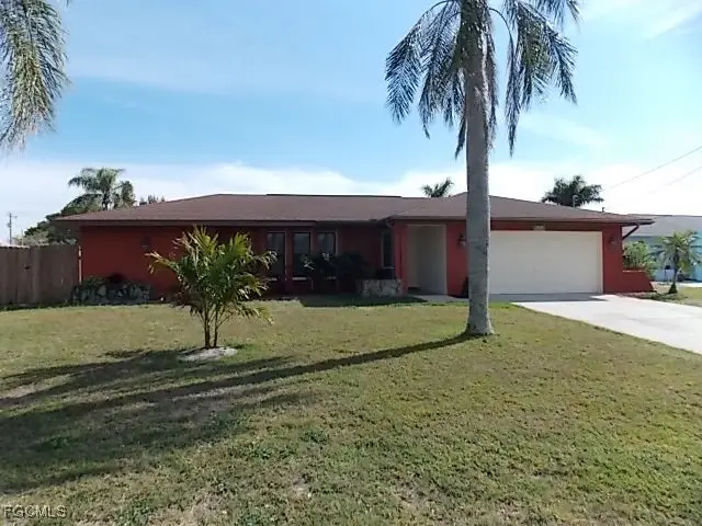 854 SE 41st Street, Cape Coral, FL 33904 - Image #1
