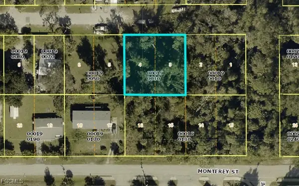 437 Santa Cruz Street, North Fort Myers, FL 33903