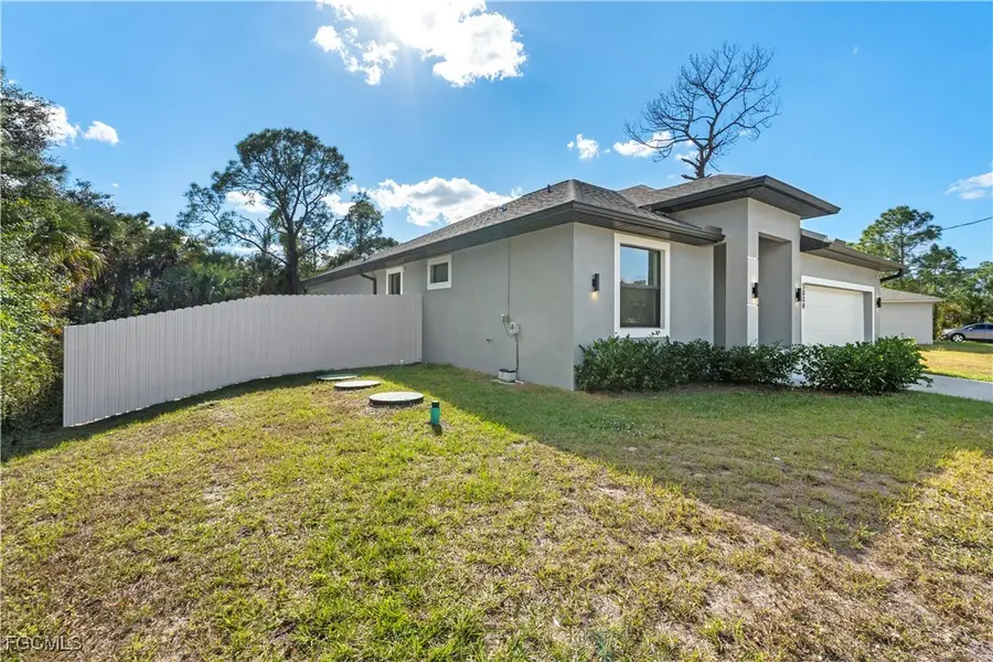 5008 Myrtlewood Road, Labelle, FL 33935 - Image #3