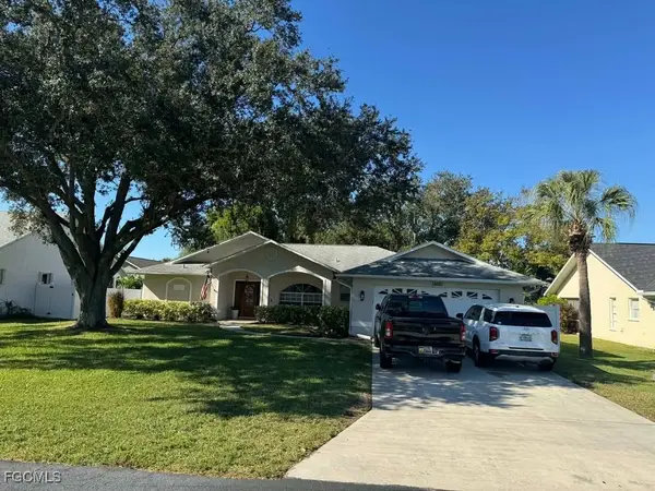 13681 Willow Bridge Drive, North Fort Myers, FL 33903