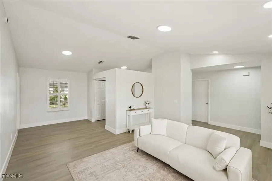 479 NE 2nd Place, Cape Coral, FL 33909 - Image #2