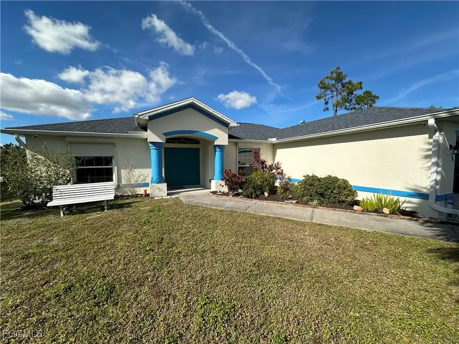 384 Charwood Avenue S, Lehigh Acres, FL 33974 - Image #2