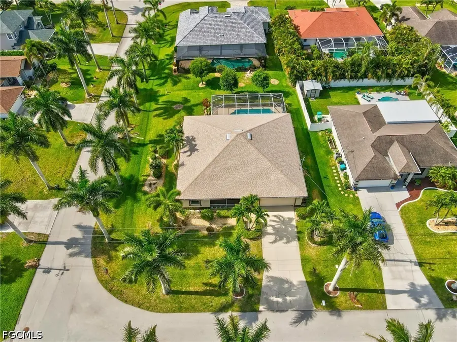 2116 SW 44th Street, Cape Coral, FL 33914 - #2