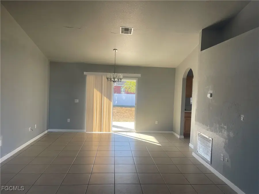 4105 26th Street Sw, Lehigh Acres, FL 33976 - Image #2