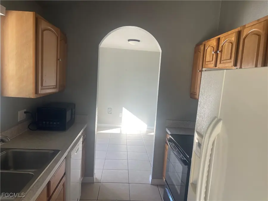 4105 26th Street Sw, Lehigh Acres, FL 33976 - Image #3