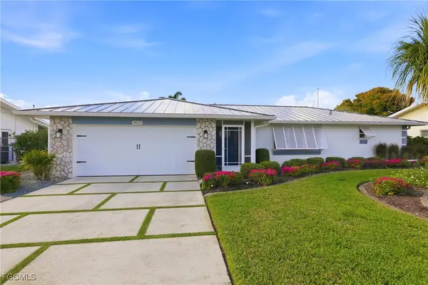 4629 Forest Glen Drive, North Fort Myers, FL 33903