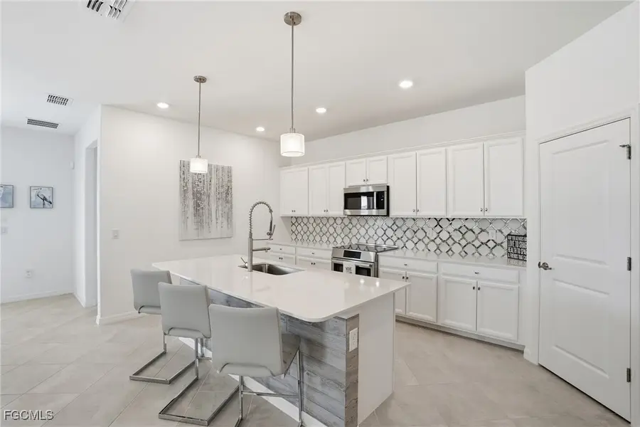 2662 Scarlet Way, Naples, FL 34120 - Image #3