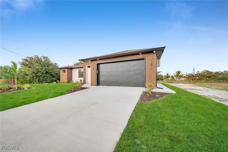 2808 46th Street Sw, Lehigh Acres, FL 33976 - Image #2