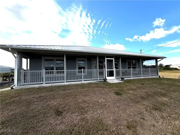 2800 Rustic Lane, North Fort Myers, FL 33917