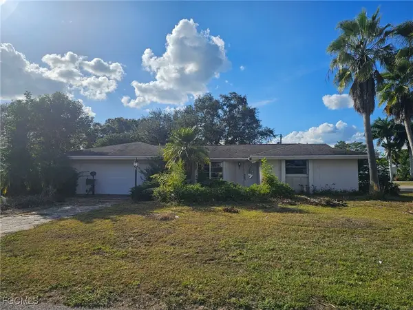 2201 Parkview Drive, Fort Myers, FL 33905