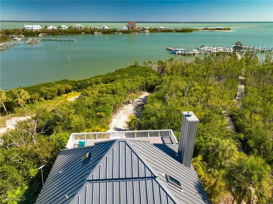 4490 Harbor Bend Drive, Sanibel Island, FL 33924 - Image #3