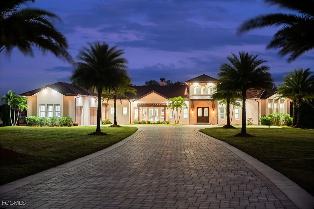 5994 Dragoon Court, Labelle, FL 33935 - Image #1