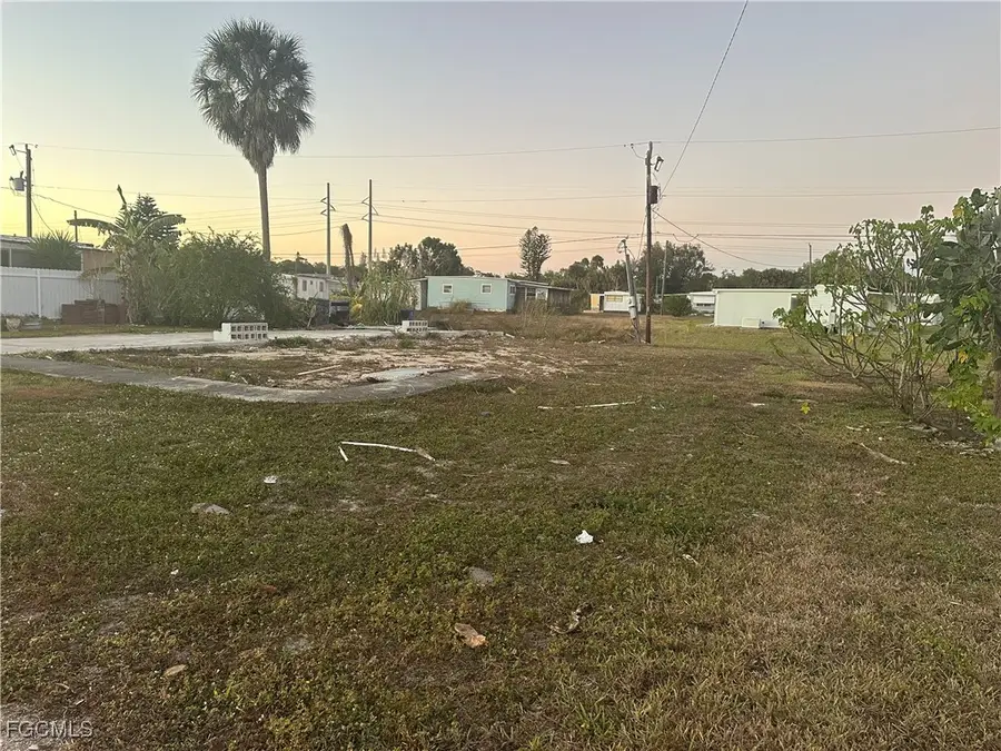 317 Lantern Lane, North Fort Myers, FL 33917 - Image #2