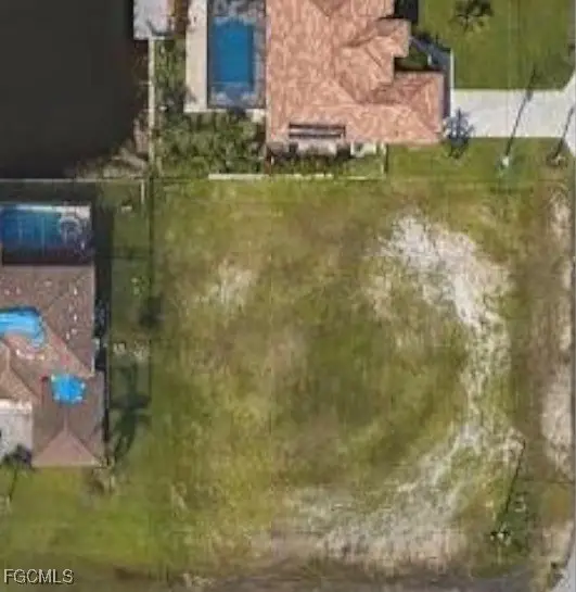 2103 SW 4th Street, Cape Coral, FL 33991