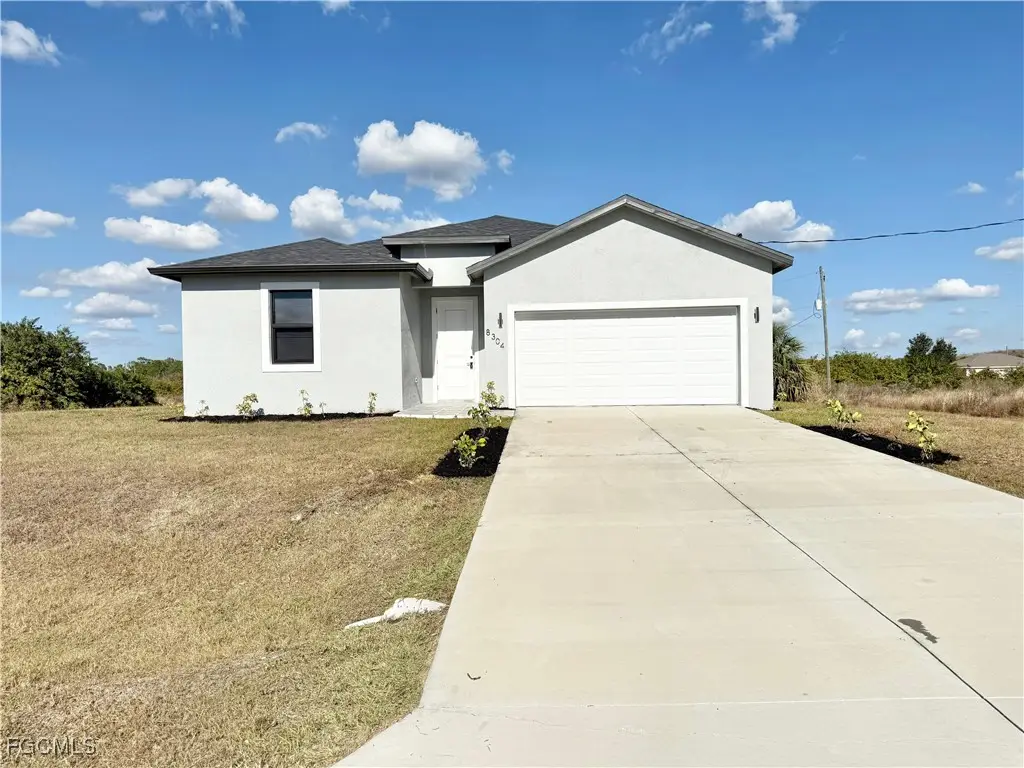 8304 Lena Ct, Labelle, FL 33935 - Image #1