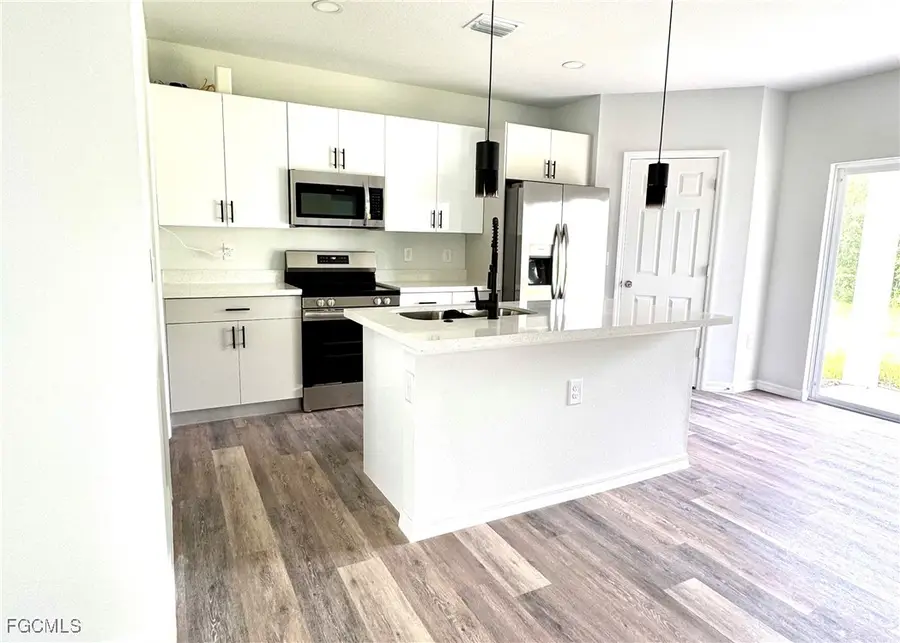 336 Hermosa Avenue, Lehigh Acres, FL 33974 - Image #3