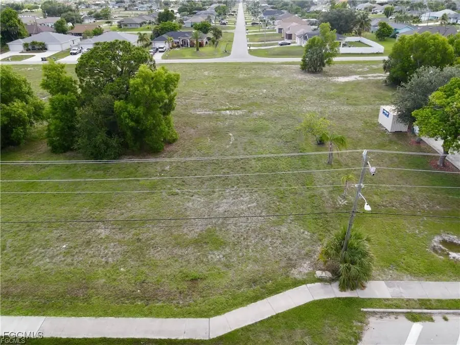 3712 Skyline Boulevard, Cape Coral, FL 33914 - Image #2