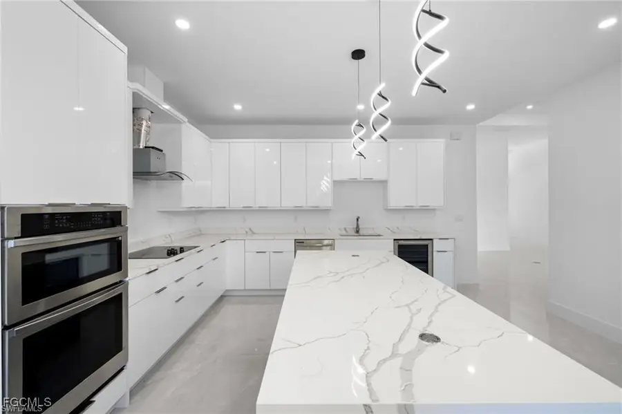 2013 SW 37th Terrace, Cape Coral, FL 33914 - Image #2