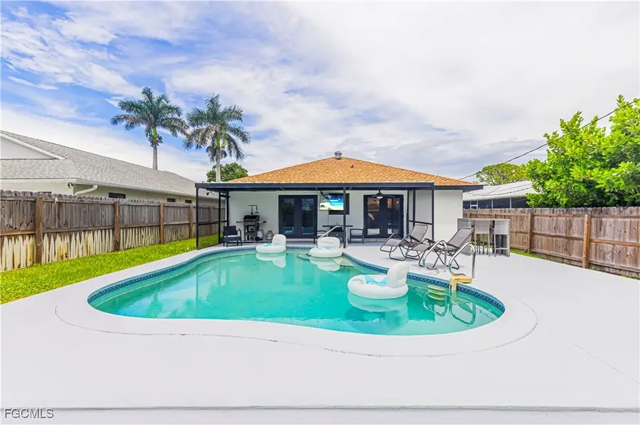 758 105th Avenue N, Naples, FL 34108 - #2