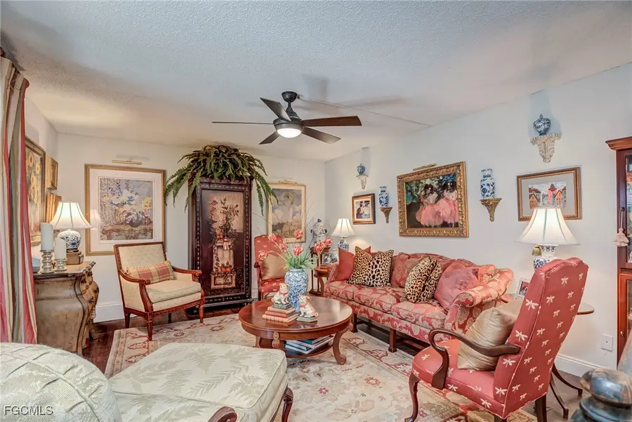 1438 Park Shore Circle #3, Fort Myers, FL 33901 - Image #2