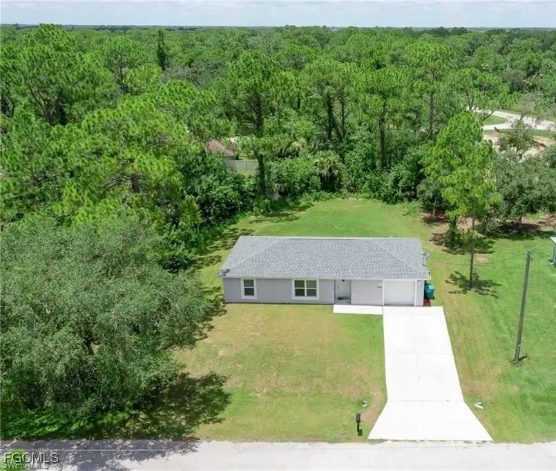 6004 S Moss Circle, Labelle, FL 33935 - Image #1