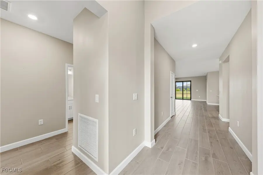 13838 Hunter Oak Drive, Fort Myers, FL 33913 - Image #3