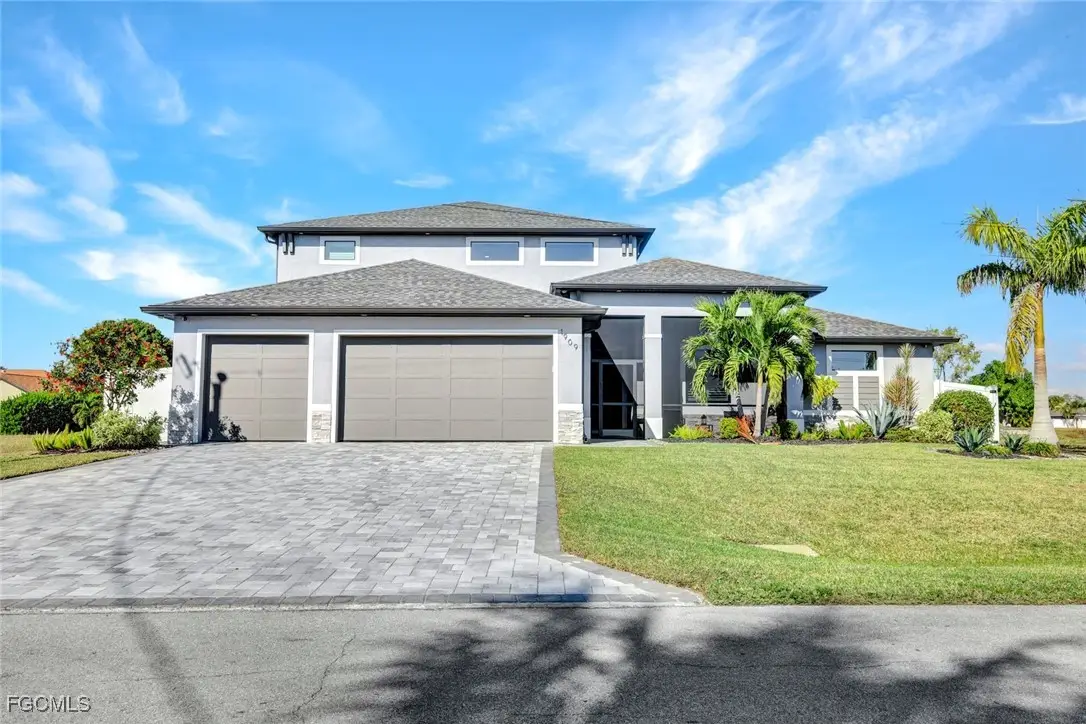 1909 SE 14th Street, Cape Coral, FL 33990 - Image #1