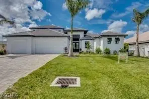 1732 SE 40th Terrace, Cape Coral, FL 33904