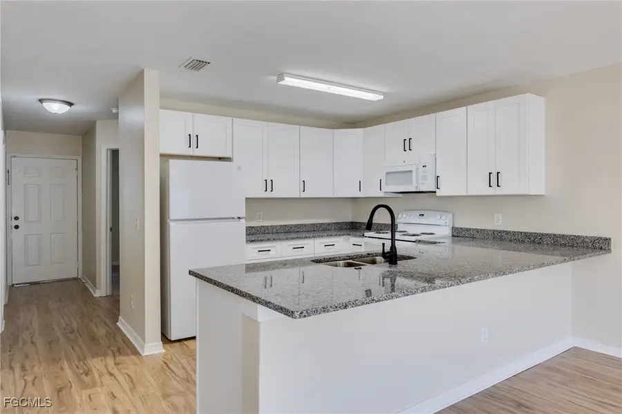 5304 Glenlivet Road, Fort Myers, FL 33907 - Image #3