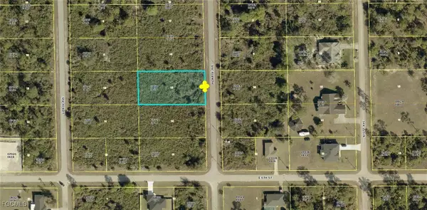 605 Monroe Avenue, Lehigh Acres, FL 33972