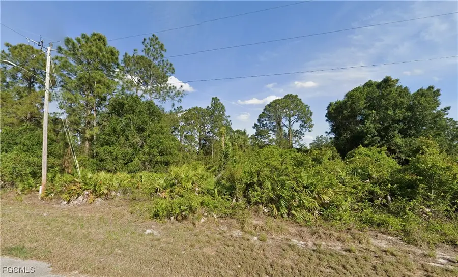 329 Broward Avenue, Lehigh Acres, FL 33974 - Image #2