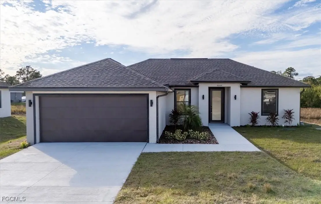 8044 Buttercup Circle, Labelle, FL 33935 - Image #1