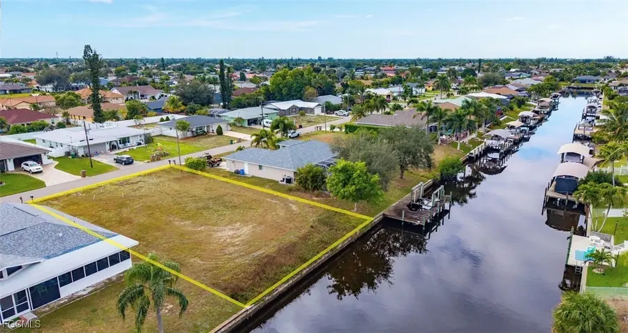 1215 SE 16th Street, Cape Coral, FL 33990 - Image #2