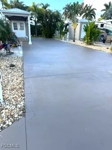 5212 Marsh Mallow Trail, Fort Myers, FL 33905