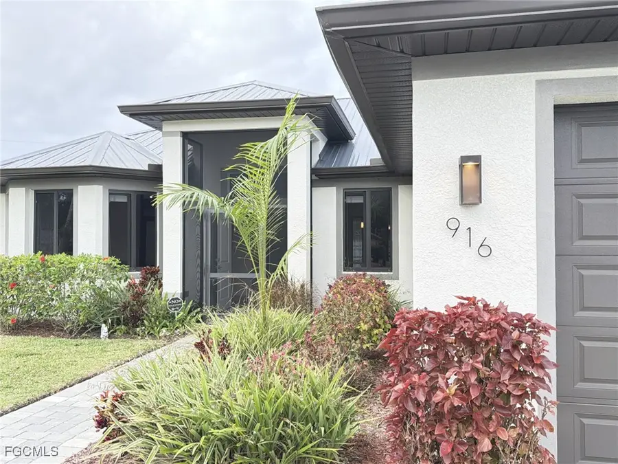 916 SW 7th Avenue, Cape Coral, FL 33991 - Image #2