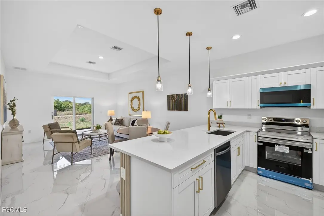 512 Caywood Avenue S, Lehigh Acres, FL 33974 - Image #1