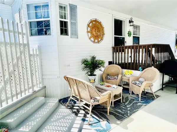 3064 Sloop Lane, St James City, FL 33956