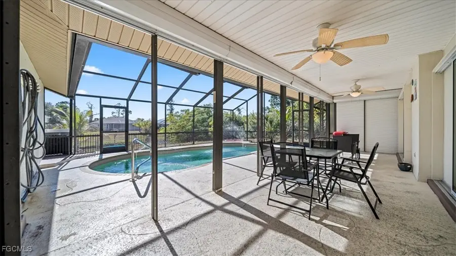 11195 Seabreeze Avenue, Port Charlotte, FL 33981 - Image #2