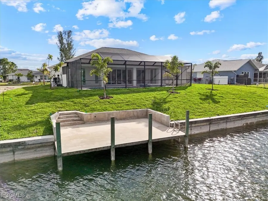 433 SW 21st Street, Cape Coral, FL 33991 - Image #3