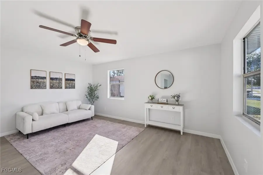 3628 Suntrust Drive, Fort Myers, FL 33916 - Image #2