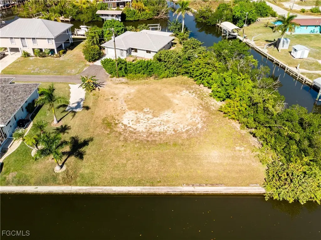 3579 Gondola Lane, Saint James City, FL 33956 - Image #1