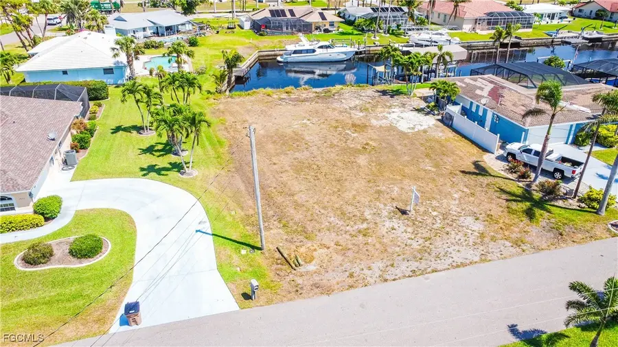 1625 SE 39th Street, Cape Coral, FL 33904 - Image #3