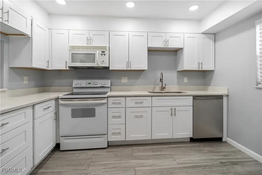 1490 Memoli Lane #2, Fort Myers, FL 33919 - Image #2