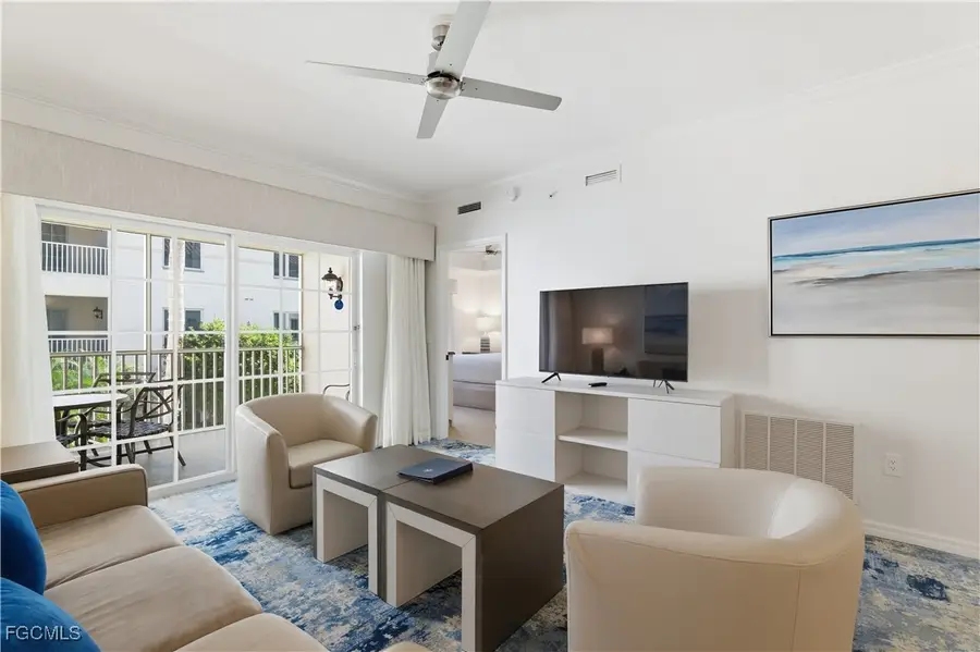 221 9th Street S #207, Naples, FL 34102 - Image #3