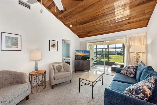 9381 Lennex Lane, Fort Myers, FL 33919