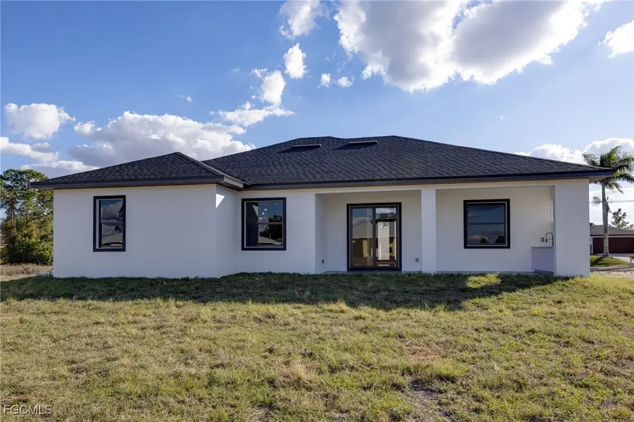 2506 36th Street Sw, Lehigh Acres, FL 33976 - Image #3