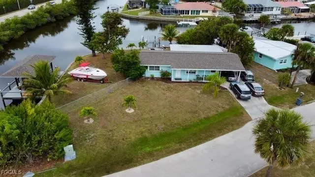 12055 Matlacha Boulevard, Matlacha Isles Matlacha Shores, FL 33991 - Image #2