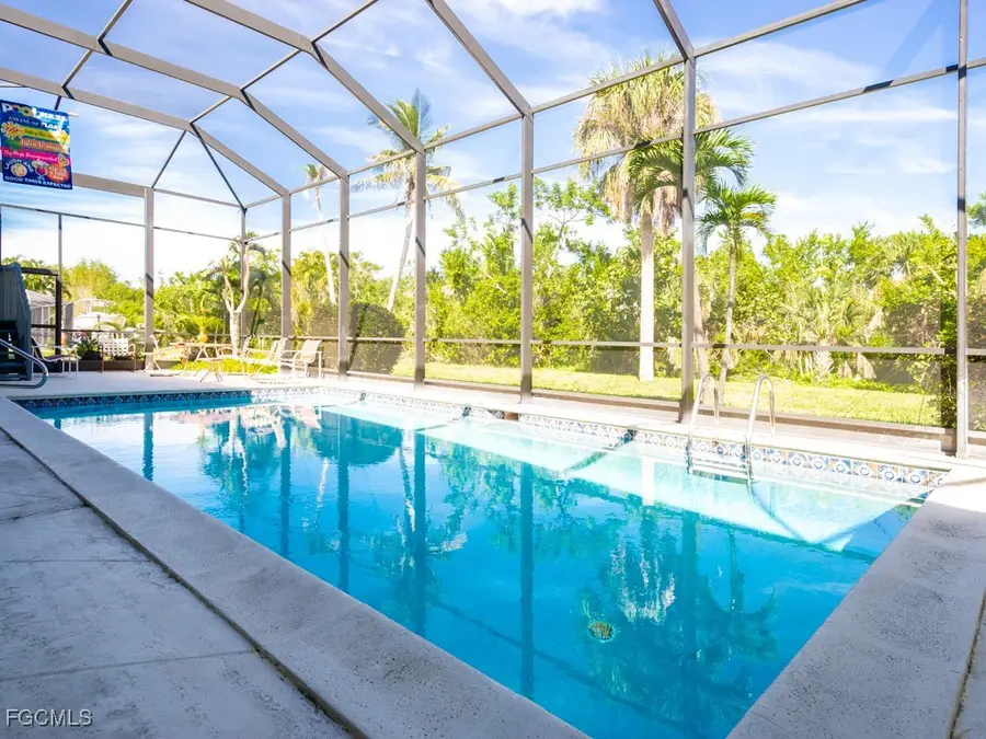 1379 Albatross Road, Sanibel, FL 33957 - Image #3