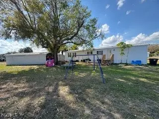 200 Florida Lane, Moore Haven, FL 33471